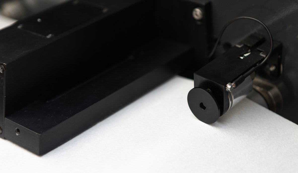 Tapio Porosity Sensor measuring the air permeability of paper according to standard methods.